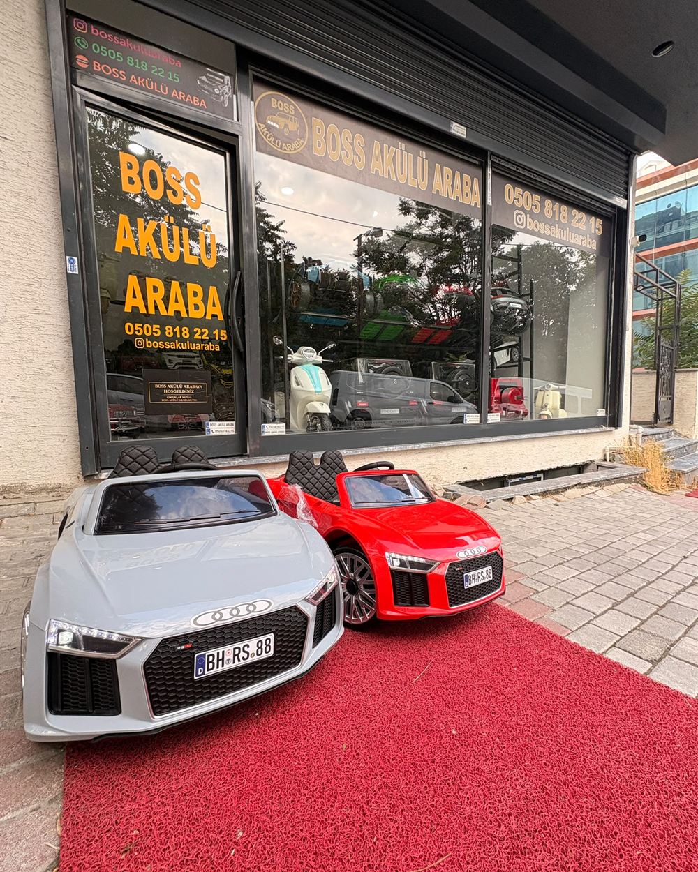 Boss Akülü Araba Beylikdüzü mağaza önü