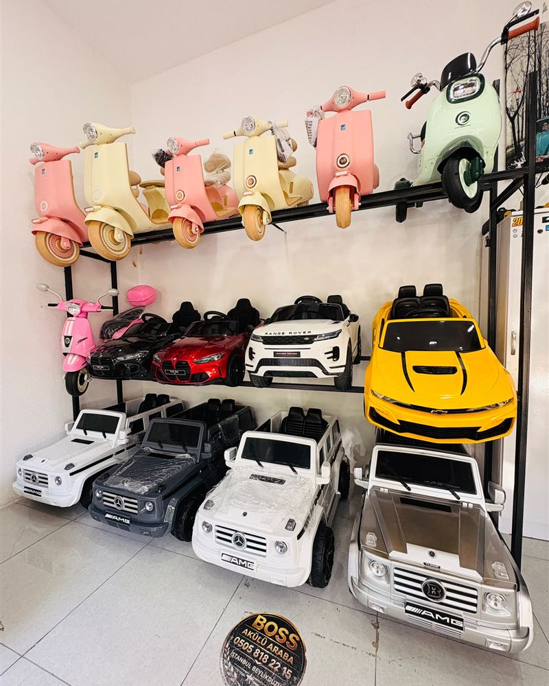 Vespa ve akülü araba rafları